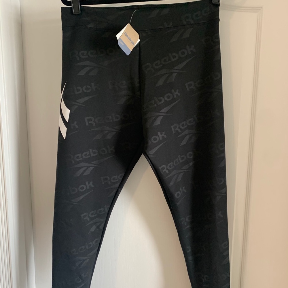 REEBOK • Printed Athletic Leggings • L • New w/tag